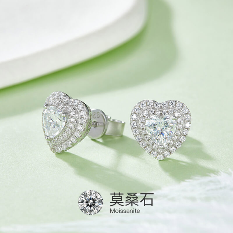 Luxury Heart Shape Heart Cut Moissanite Stud Earring with 2layers Tiny Diamonds Around