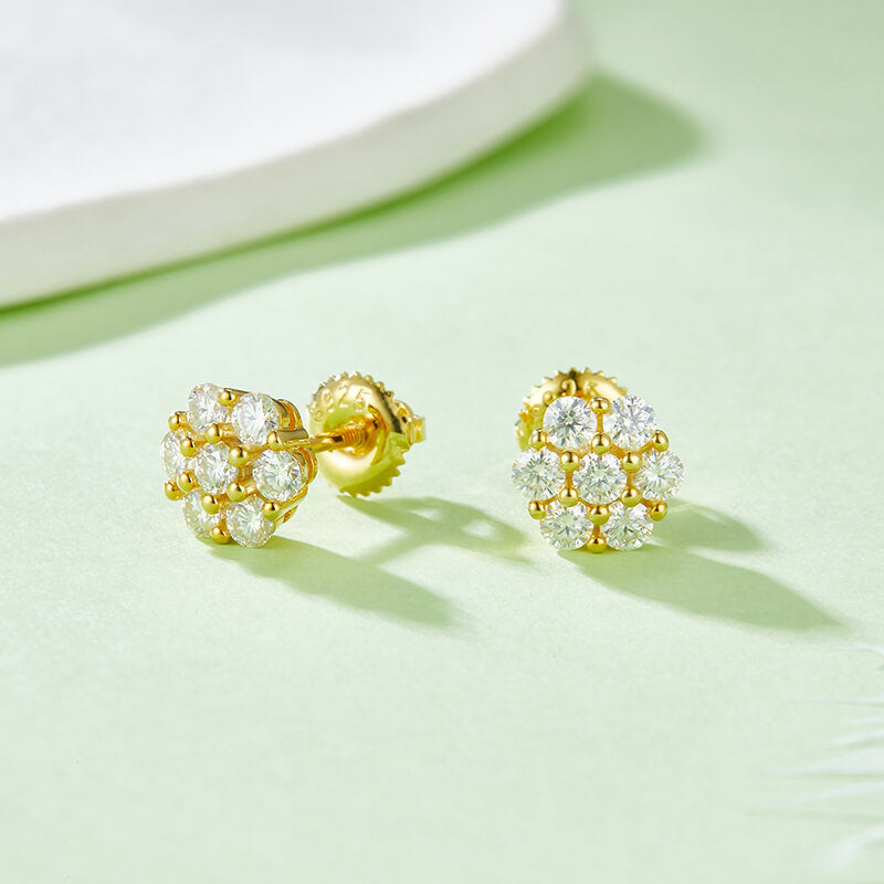 Round Shape Wintersweet Design Moissanite Stud Earring